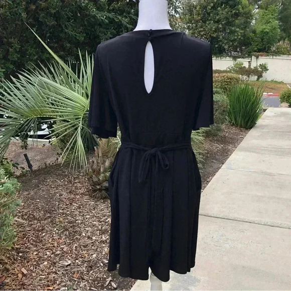 Torrid Surplice Flutter Sleeve Black Romper Size 12 - Picture 5 of 11